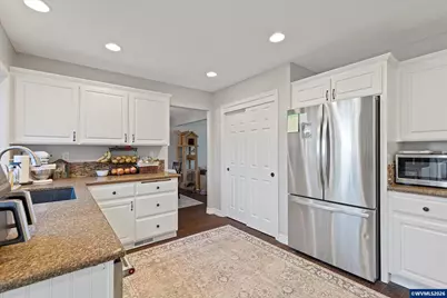 3619 N Knoll Dr, Newberg, OR 97132 - Photo 11