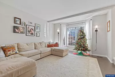 3619 N Knoll Dr, Newberg, OR 97132 - Photo 3