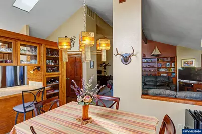 375 Indian Hills Ct SE, Salem, OR 97302 - Photo 13