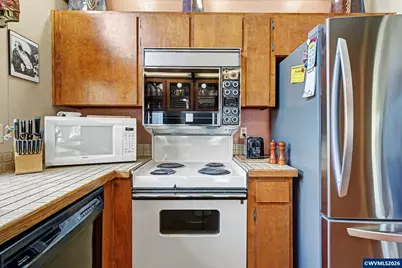 375 Indian Hills Ct SE, Salem, OR 97302 - Photo 7