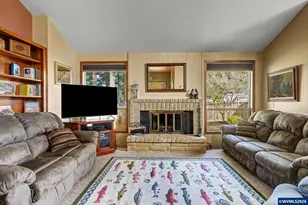 375 Indian Hills Ct SE, Salem, OR 97302 - Photo 15