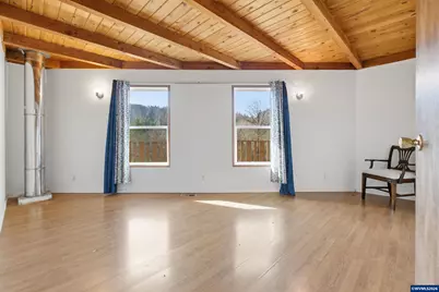 27914 Walkerwood Ln, Sweet Home, OR 97386 - Photo 15