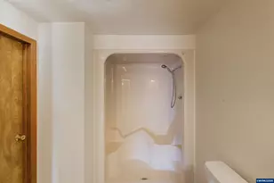 27914 Walkerwood Ln, Sweet Home, OR 97386 - Photo 21