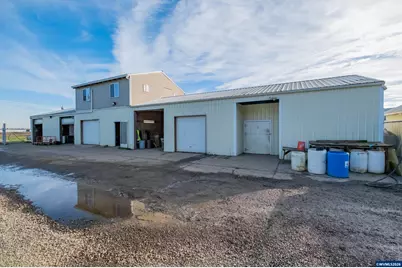 727 SW Stringtown Rd, Forest Grove, OR 97116 - Photo 7