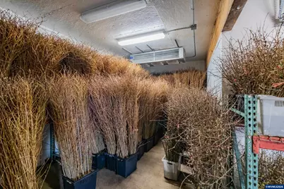 727 SW Stringtown Rd, Forest Grove, OR 97116 - Photo 25