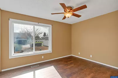 1694 Sunrise Cir NW, Salem, OR 97304 - Photo 19