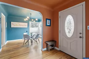 1835 24th St NE, Salem, OR 97301 - Photo 7