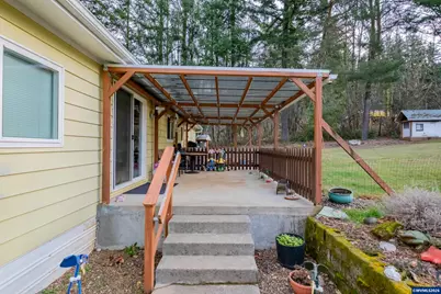 35180 SE Surface Rd, Estacada, OR 97023 - Photo 5