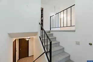 916 NW Chipmunk Pl, Corvallis, OR 97330 - Photo 5