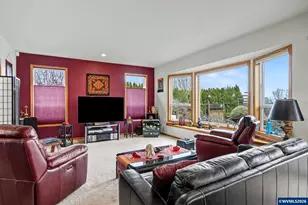 3393 NW Summerhill Pl, Albany, OR 97321 - Photo 9