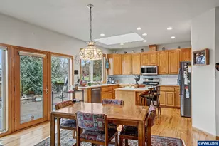 3393 NW Summerhill Pl, Albany, OR 97321 - Photo 13