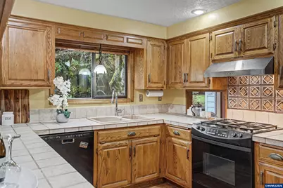 4504 Century Dr S, Salem, OR 97302 - Photo 19