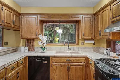 4504 Century Dr S, Salem, OR 97302 - Photo 17