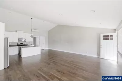 300 NW Santiam Bl, Mill City, OR 97360 - Photo 9