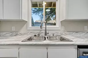 4935 7th Ave SE, Salem, OR 97302 - Photo 13