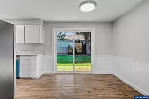 4935 7th Ave SE, Salem, OR 97302 - Photo 9