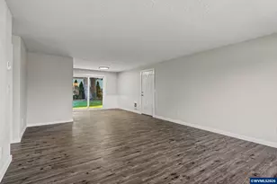 4935 7th Ave SE, Salem, OR 97302 - Photo 5