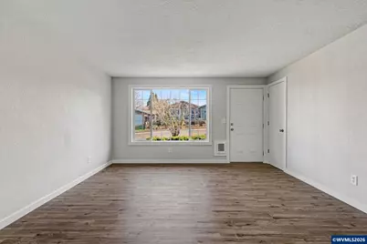 4935 7th Av SE, Salem, OR 97302 - Photo 7