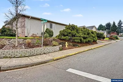 2794 Vintage Av SE, Salem, OR 97306 - Photo 3