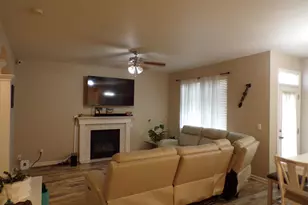 2542 Baines Blvd, Hubbard, OR 97302 - Photo 5