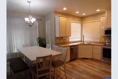 2542 Baines Blvd, Hubbard, OR 97302 - Photo 9