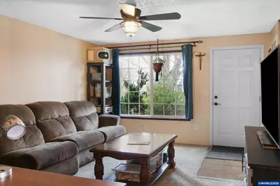 2728 S 8th St, Lebanon, OR 97355 - Photo 5