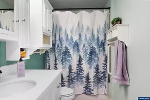 2728 S 8th St, Lebanon, OR 97355 - Photo 29