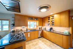 455 W High St, Stayton, OR 97383 - Photo 9