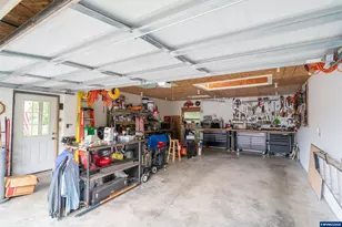 455 W High St, Stayton, OR 97383 - Photo 37