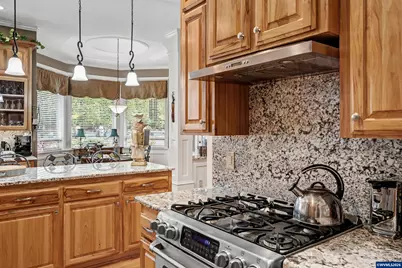 2727 Old Farm Av, Salem, OR 97304 - Photo 17