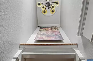 2727 Old Farm Ave NW, Salem, OR 97304 - Photo 7
