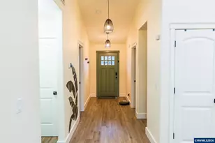 5155 Lone Tree Ct NE, Salem, OR 97305 - Photo 3