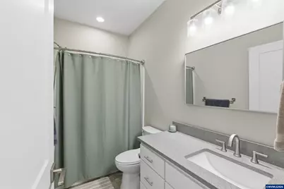 816 Riley Dr, Silverton, OR 97381 - Photo 9