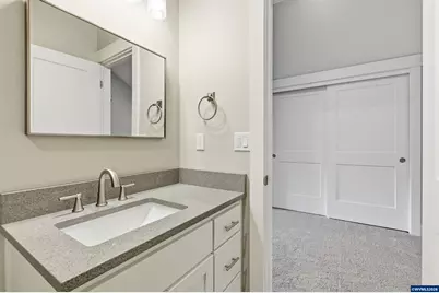 816 Riley Dr, Silverton, OR 97381 - Photo 35