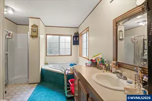 40450 S McCully Mountain Rd, Lyons, OR 97358 - Photo 17