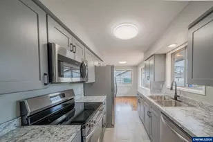 4035 Arnold St NE, Keizer, OR 97303 - Photo 11