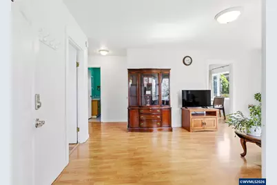2326 Evergreen Av NE, Salem, OR 97301 - Photo 5