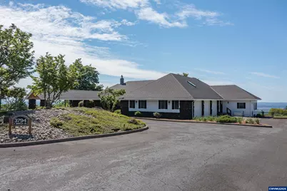 3794 East Nanitch Cir SE, Salem, OR 97306 - Photo 3