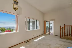 3794 East Nanitch Cir SE, Salem, OR 97306 - Photo 41