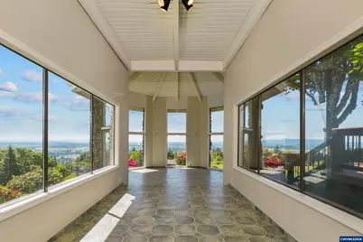 3794 East Nanitch Cir SE, Salem, OR 97306 - Photo 13