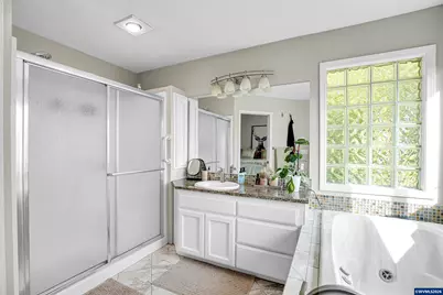 996 Parkway Dr, Salem, OR 97304 - Photo 35