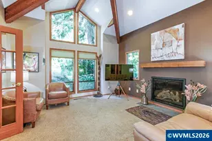 13032 Mapleleaf Ct NE, Aurora, OR 97002 - Photo 9