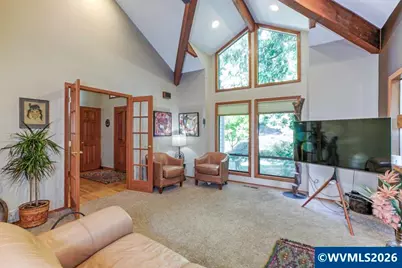 13032 Mapleleaf Ct NE, Aurora, OR 97002 - Photo 11