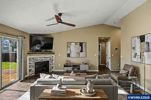 463 SE Pine St, Dallas, OR 97338 - Photo 19