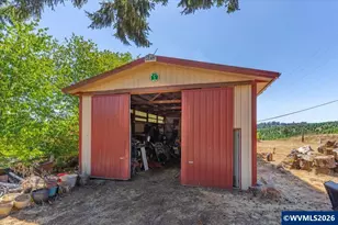 8032 Liberty Rd S, Salem, OR 97306 - Photo 41