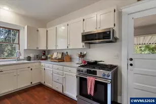 8032 Liberty Rd S, Salem, OR 97306 - Photo 15