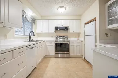 4744 Nina Av SE, Salem, OR 97302 - Photo 13
