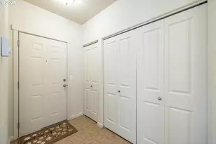 10834 NE Holly St, Hillsboro, OR 97006 - Photo 3