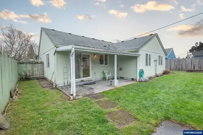 2147 Edgemont St SE, Albany, OR 97321 - Photo 27