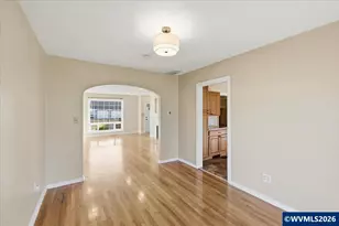 368 S 6th St, Independence, OR 97351 - Photo 7